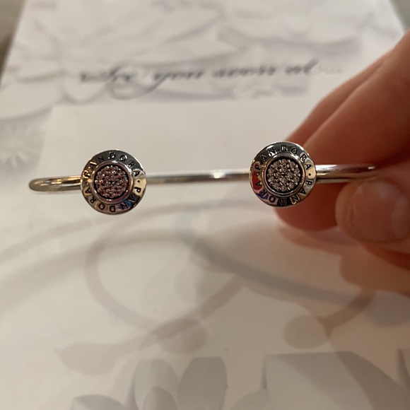 RETIRED Pandora Signature Bangle - Picture 4 of 4